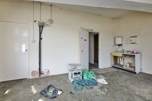 Photo 24- click for photo gallery